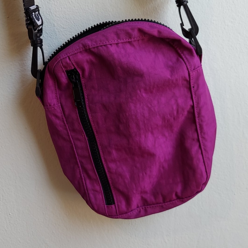 BAGGU small sports crossbody